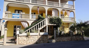 Apartments Tomić